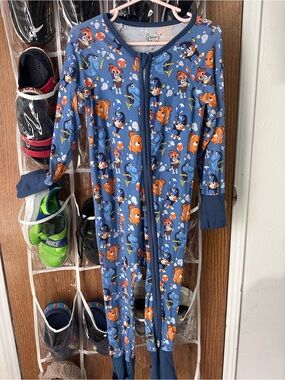 Gracie’s closet Bluey Nemo collab
